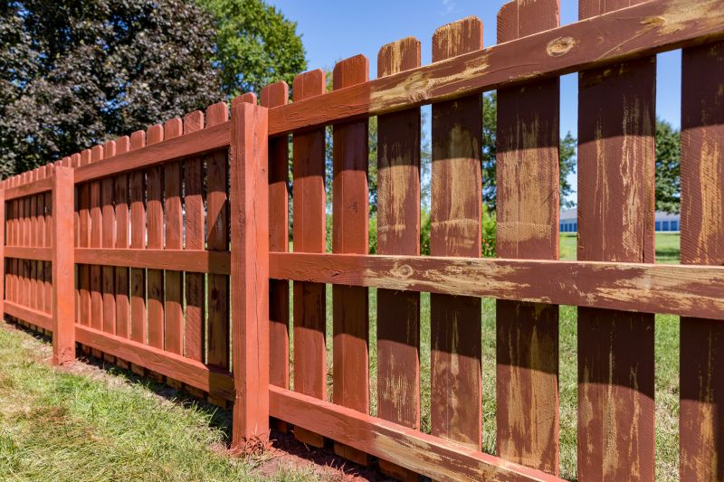 Seasonal Fence Maintenance